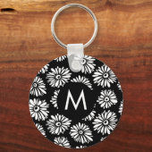 Minimalist Groovy Black and White Daisy Monogram キーホルダー (裏面)