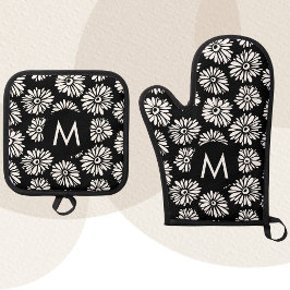 Minimalist Groovy Black and White Daisy Monogram 鍋つかみ&鍋敷きセット
