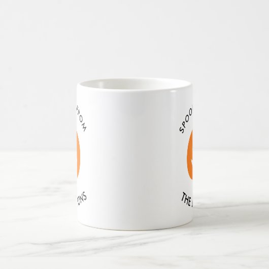 Minimalist Halloween Spooky Sips – Personalized コーヒーマグカップ (中央)