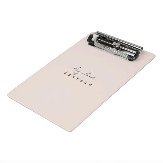 Minimalist handwritten script, simple and modern ミニクリップボード (アングル3)