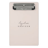 Minimalist handwritten script, simple and modern ミニクリップボード (正面)