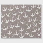 Minimalist Ivory Swallows in Flight ラッピングペーパー (フラット)