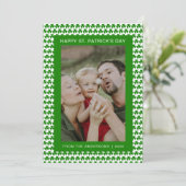 Minimalist lucky shamrock st. Patrick's Day Photo シーズンカード (スタンド正面)