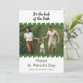 Minimalist lucky shamrock st. Patrick's Day Photo シーズンカード (スタンド正面)