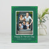 Minimalist lucky shamrock st. Patrick's Day Photo シーズンカード (スタンド正面)