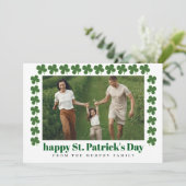Minimalist lucky shamrock st. Patrick's Day Photo シーズンカード (スタンド正面)