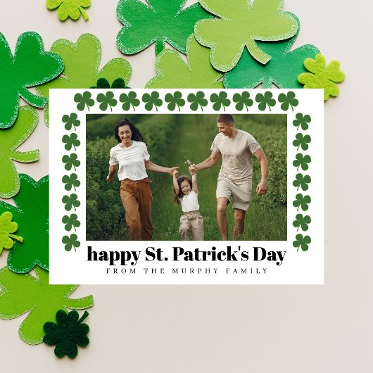 Minimalist lucky shamrock st. Patrick's Day Photo シーズンカード
