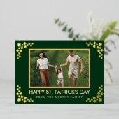 Minimalist lucky shamrock st. Patrick's Day Photo 箔シーズンカード (立ち正面)