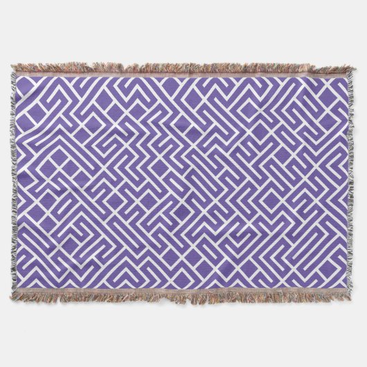 Minimalist Maze Fill Purple Pattern スローブランケット (正面)