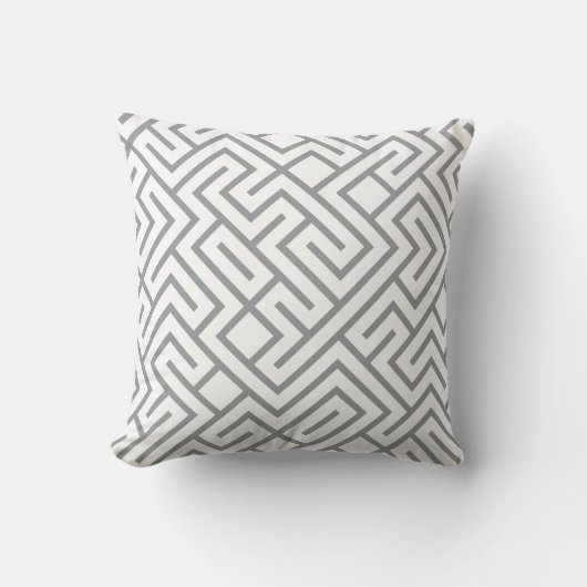 Minimalist Maze Lines Grey Pattern クッション (正面)