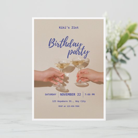 Minimalist Modern Birthday Party Invitation 招待状 (スタンド正面)