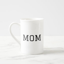 Minimalist "MOM" Black Typography Plain White ボーンチャイナマグカップ