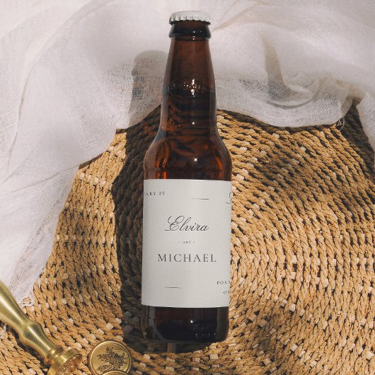Minimalist Monogram Editorial Wedding ビールラベル