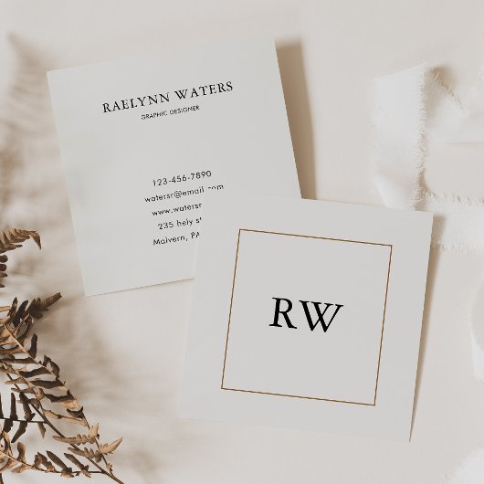 Minimalist Monogram Geometric Graphic Designer スクエア名刺