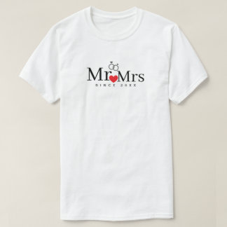 Minimalist Mr and Mrs Since Year カスタム Tシャツ
