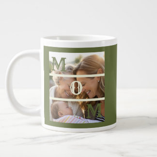 Minimalist Olive Green Custom Photo Mom Keepsake ジャンボコーヒーマグカップ