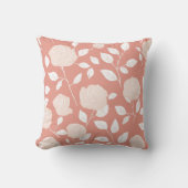 Minimalist Pastel Rose White Floral Pattern クッション (正面)