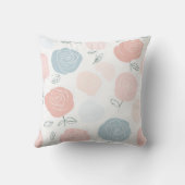 Minimalist Pastel Rose White Floral Pattern クッション (裏面)