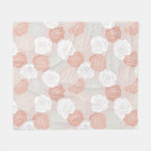 Minimalist Pastel Rose White Floral Pattern フリースブランケット (正面(横))