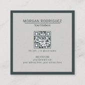 Minimalist pastel sage green grey modern QR code スクエア名刺 (裏面)