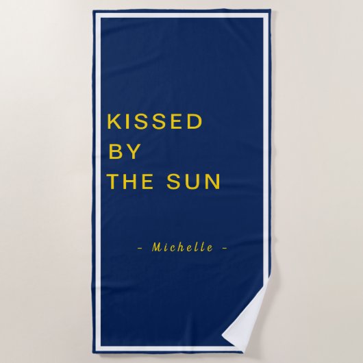 Minimalist Personalized Kissed by the Sun ビーチタオル (正面)
