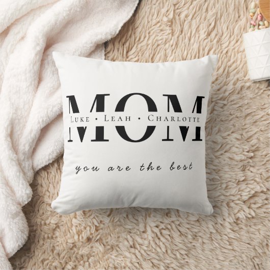 Minimalist Personalized Mom Name Pillow クッション (ブランケット)