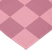 Minimalist Pink Checkerboard Pattern テーブルクロス (アングル)