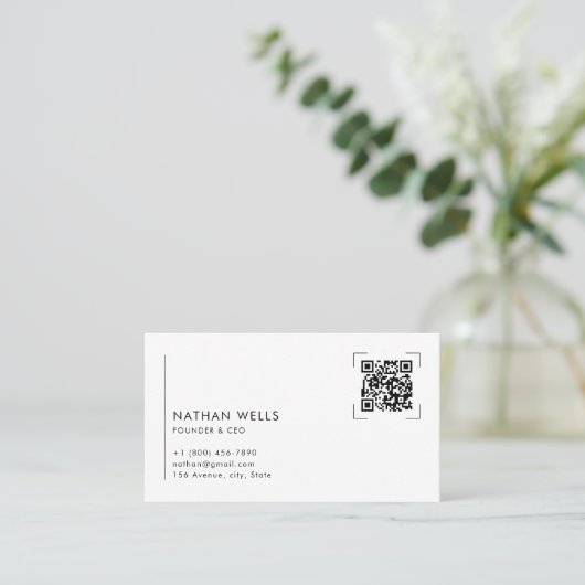 Minimalist QR Code Black & White Business Card 名刺 (スタンド正面)