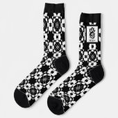 Minimalist retro check pattern – Monochrome design ソックス (左)