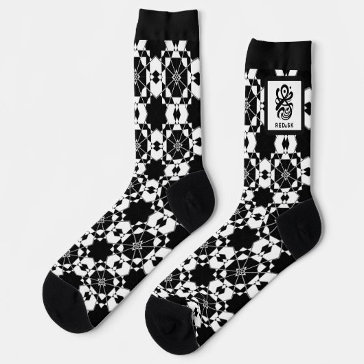 Minimalist retro check pattern – Monochrome design ソックス (左)