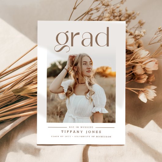 Minimalist RN Nurse Graduation Party Invitation ポストカード