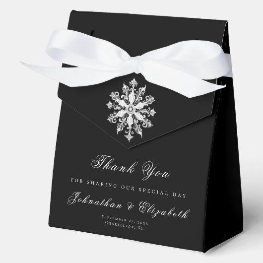 Minimalist Snowflake Wedding | Black フェイバーボックス (正面)