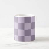 Minimalist Soft Lavender Checkerboard Pattern  コーヒーマグカップ (中央)