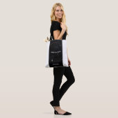 Minimalist, statement-making tote bags トートバッグ (モデル)