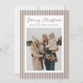 Minimalist Stripe Family Christmas Photo シーズンカード (正面)