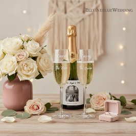 Minimalist Typography Boutique Duo Wedding シャンパンフルート