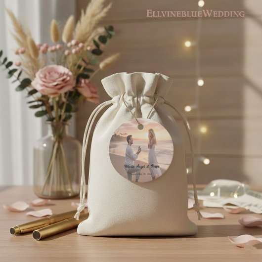 Minimalist Typography Photo Wedding Round フェイバータグ