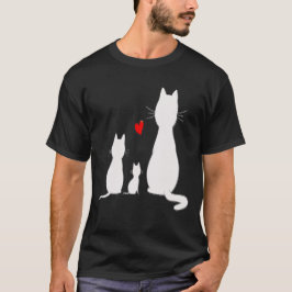 Minimalist White Cat Family with Red Heart Art T-S Tシャツ
