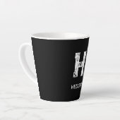 MINIMALIST WHITE ONE LETTER MONOGRAM NAME BLACK カフェラテマグ (左アングル)