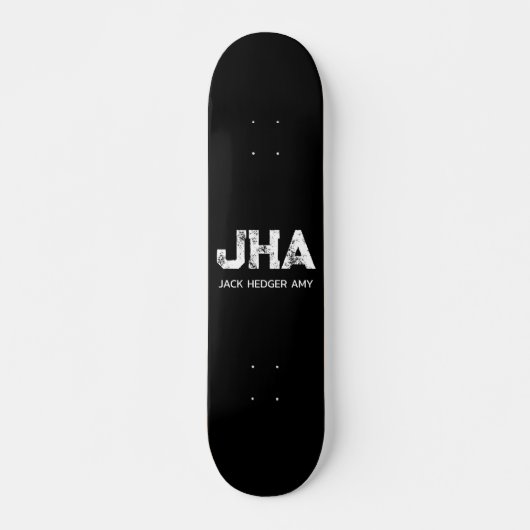 MINIMALIST WHITE THREE LETTER MONOGRAM NAME BLACK スケートボード (正面)