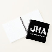 MINIMALIST WHITE THREE LETTER MONOGRAM NAME BLACK  ノートブック (内部)