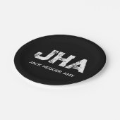 MINIMALIST WHITE THREE LETTER MONOGRAM NAME BLACK ペーパープレート (アングル)