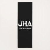 MINIMALIST WHITE THREE LETTER MONOGRAM NAME BLACK ヨガマット (裏面)