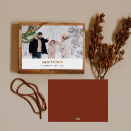 Minimalist Winter Pine Wreath Photo シーズンカード