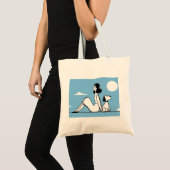 Minimalist Woman and Dog Illustration トートバッグ (正面(商品))