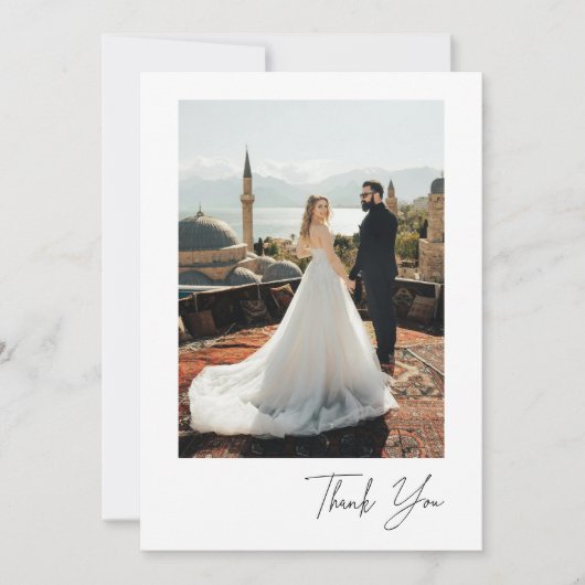 Minimalistic Script Wedding Couple Photo サンキューカード (正面)