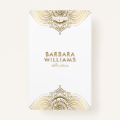 Minimalistigの白及び金ゴールドの華美なレース バッジ (正面)