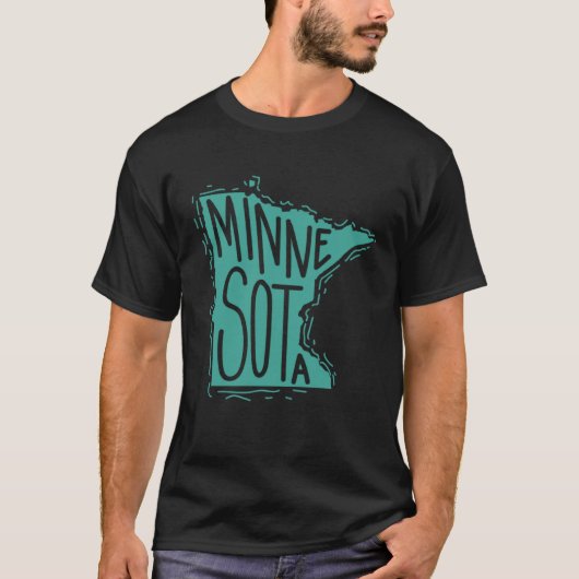 Minnesota Map Outline USA America Tシャツ (正面)