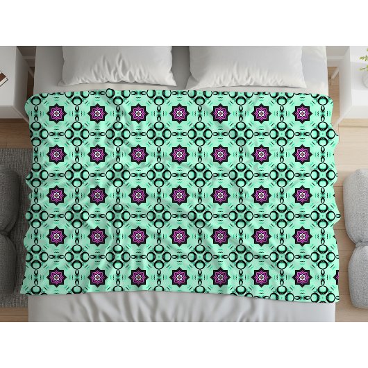 Mint green and purple geometric mandala pattern  フリースブランケット