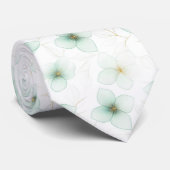 Mint Green Floral Pattern on White Background ネクタイ (ロール)